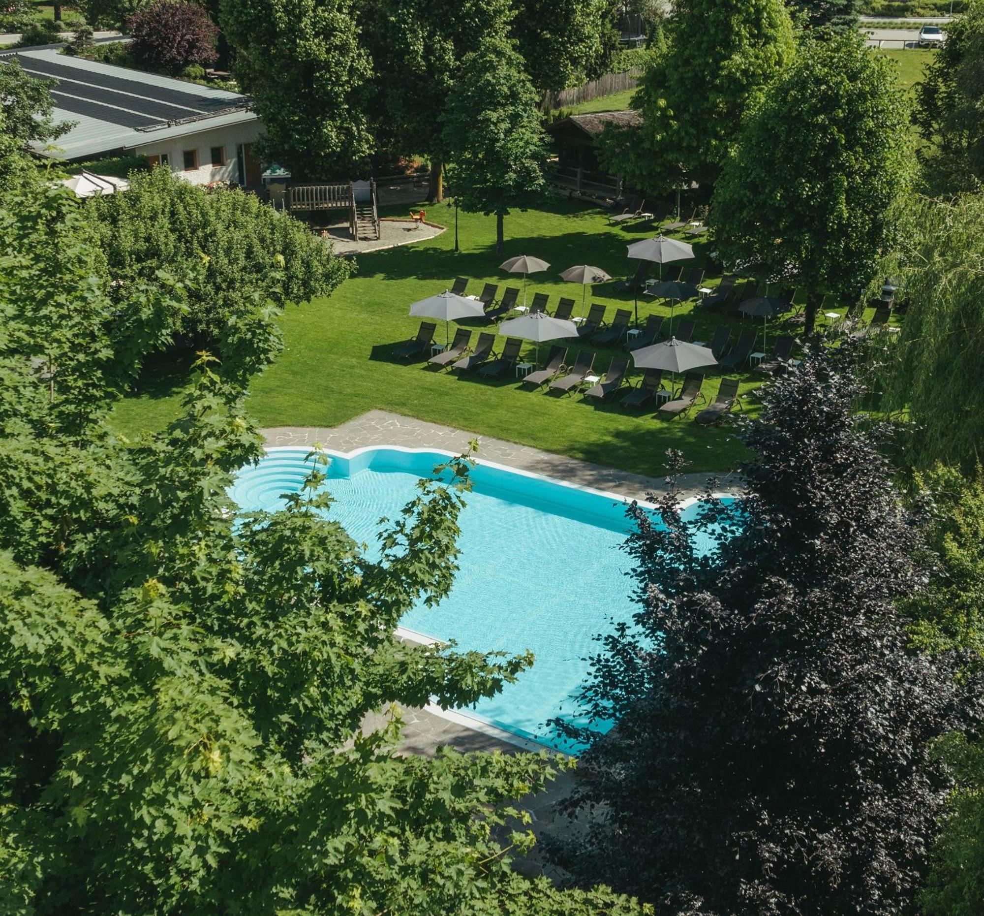 Ferien & Wellnesshotel Windschar Bruneck Exteriör bild